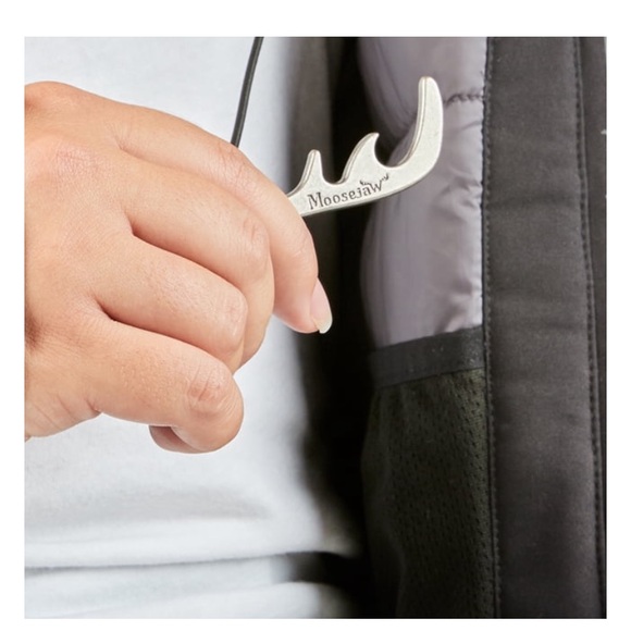 Moosejaw Women's and Women's PHooded Insulated Jacket Size XL - Picture 3 of 4